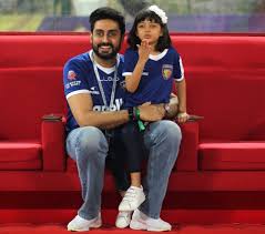 Abhishek bachchan reportedly suffered a hand injury recently. Pinkvilla On Twitter Abhishek Bachchan On Daughter Aaradhya Bachchan I D Be Very Happy With Whichever Sport She Decides To Pursue Https T Co Vdte49i3t0 Abhishekbachchan Aaradhyabachchan Https T Co 97hmbvdrnz