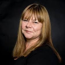 Jayne Simmons's Instagram, Twitter & Facebook