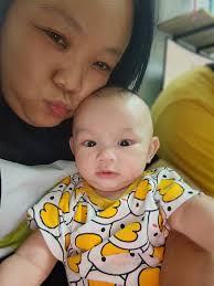 2025 年的第一天当然来看我的可爱侄儿啦。。 明天姑妈约定你吃早餐啦。。。