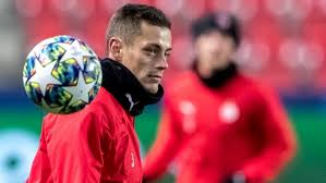 @ slavia_eng @ slavia_slo @ slaviazeny @ slaviamladez @ slaviamuseum. Trener Silhavy Znovu Doplnil Reprezentacni Kadr Ze Slavie Si Povolal Univerzala Holese Irozhlas Spolehlive Zpravy