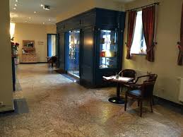 Featured amenities include a business center, multilingual staff, and luggage storage. Zimmer Bild Von Hotel Erbgericht Buntes Haus Seiffen Tripadvisor