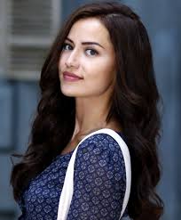 Fahriyeevcen Fanclub On Turkish Beauty Turkish Women Beautiful Beauty People