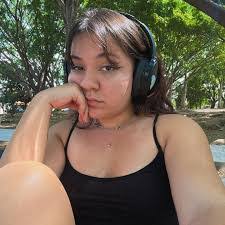 Diana Zermeno's Instagram, Twitter & Facebook