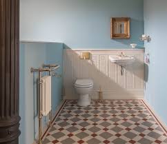 Hochwertigste Keramik Stilvolle Armaturen Und Ein Gelungenes Farbkonzept Sind Die Zutaten Fur Ein Traditional Bathroom Bathroom Styling Framed Bathroom Mirror