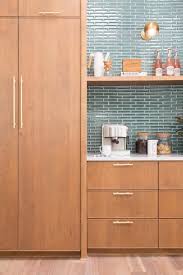 Neutral Midcentury Modern Kitchen With Blue Tile Backsplash In 2020 Modern Kitchen Backsplash Mid Century Modern Kitchen Home Decor Kitchen