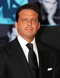 Máxima en beatrix moeten het doen met respectievelijk 643.000 euro en ruim 1. Luis Miguel Net Worth Luis Miguel Richest Celebrities Net Worth