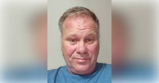 Jonathan Lanham's Instagram, Twitter & Facebook