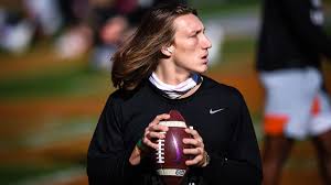 Lawrence is first, jones is second and justin fields is third. Clemson Quarterback Trevor Lawrence Falls From Heisman Frontrunner Position Sports Illustrated Clemson Tigers News Analysis And More