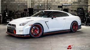 Nissan skyline gtr x2 flame battle in london! Nissan Gt R Wheels Custom Rim And Tire Packages