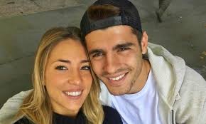 Сегодня сми сообщили, что бразильский полузащитник шахтера марлос совсем скоро получит украинское гражданство. Zhena Moraty Opublikovala Soobshenie S Ugrozami V Adres Muzha á‰ Ua Futbol