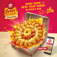 Pizza hut malaysia 3 family favourites pizzas pizza hut regular family favourites traditional crust pizzas 2014 malaysia promotion promosi mega jualan gudang wholesale. Pizza Hut Photos Petaling Jaya Malaysia Menu Prices Restaurant Reviews Facebook