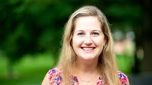 Abbey Mann's Instagram, Twitter & Facebook