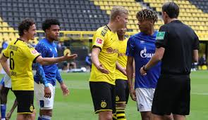 Ab den achtziger jahren wurde es emotionaler wahrgenommen als vorher. Bvb Borussia Dortmund Gegen Schalke 04 Heute Live Das Revierderby In Der Bundesliga Im Tv Livestream Und Liveticker