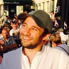 Making Chef knives is an art, but the best part is the oiling up! Carbon  steel with the handle made out of Robinia Pseudoacacia, which was standing  in the back of our