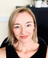 Heather Moyle's Instagram, Twitter & Facebook