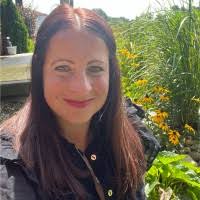 2700+ "Tracey" profiles