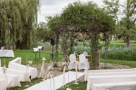 Book schloss diedersdorf, diedersdorf on tripadvisor: 2019 A Rustic Wedding At Schloss Diedersdorf Brandenburg