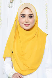 Warna merah candy tone red vs cat xyralic gold sangar cuuk. Tudung Bawal Instant Adell Exclusive Gold Mustard Muslimahclothing Com