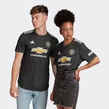 Shop 2020/21 home and away kits, as well as goalkeeper and third jerseys for the whole family. Adidas Manchester United 20 21 Away Authentic Jersey Green Adidas Us