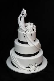 Black And White Watercolor Cake Black And White Wedding Cake Black And White Wedding Cake Amazing Wedding Cakes White Wedding Cakes