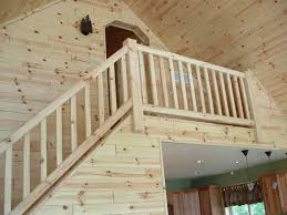 Simple wooden stair railing design. Simple Indoor Wood Stair Railing Designs