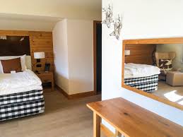 € 3.590 für ein hästens marquis in der größe 90 x 210 cm, inclusive bjx topmatratze. Traumen In Einem Hastens Bett Und Entspannen Im Hotel Huus Gstaad Barner Meitschi