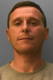 Warning not to approach man wanted in connection with Portslade stabbing