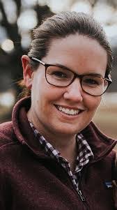 Katelyn Oliver's Instagram, Twitter & Facebook