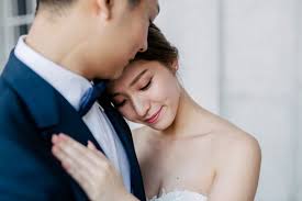 Smither photography, jared is seen posing for maternity photos. All The Viral Wedding Photos The Internet Fell In Love Wedding Couple Husband Wife Photo Pose