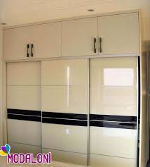 Modeles De Vestiaires Et Portemanteaux Coulissants Surgulu Vestiyer Ve Portmanto Modelleri M Bedroom Decor Design Wardrobe Design Bedroom Bedroom Door Design