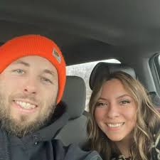 Where to find reliable shipping container delivery services?