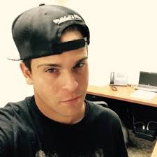 Andy Puentes (@puentes_andy)