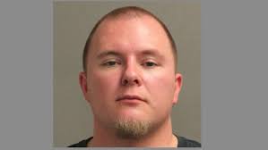 Man arrested after allegedly trying to rob woman using box cutter at Md.  Wells Fargo ATM