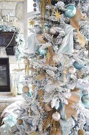 Maybe you would like to learn more about one of these? 30 Brilliant Coastal Chic Christmas Tree Decorating Ideas