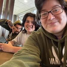 Katie Marie Kruzan (@Katelynkruzan) • Facebook