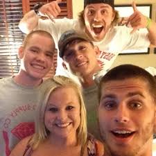 Wade Corbett (@ccorbett10)