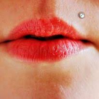 3 arti kedutan alis kiri menurut primbon jawa dan kitab mujarobat islam. Cara Mendapatkan Tindikan Di Rumah Tindik Bibir Bawah Dan Atas Apakah Mungkin Menembus Di Rumah