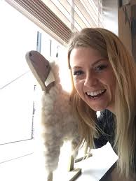 terri louise bryan (@terrisqueeze)