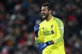Twitter Reacts To Alissons Mistake Vs Man United Alisson The Best Keeper In The Premier League Liverpool Signed Alisson Over The Summ Soccer Tube Liver