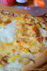 Pizza Savoyarde Facon Tartiflette Aux Delices Du Palais Pizza Savoyarde Recette Pizza Recette