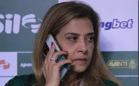Leila Pereira é alvo de críticas de conselheiros do Palmeiras, revela Nicola