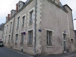 La vente d'un bien immobilier appartenant à une sci, à l'instar de la sci professionnelle n'est possible que si l'ensemble des associés sont d'accord. Investissement Comment Acheter Un Bien A L Etat