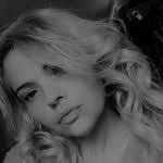 Amie Harwood's Instagram, Twitter & Facebook