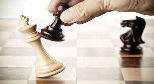 Anda dapat mengatur level dari 1 hingga 10, dari yang mudah hingga grandmaster. Life Is Like A Game Of Chess Steemkr