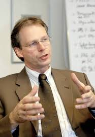 Hans-Peter Gramlich bei einem Interview