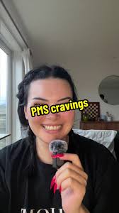 PMS Haul: Quirky ASMR with Minik Nielsen