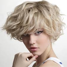 Il est pas de meilleure façon pour les femmes matures que de paraître plus jeune et mignon. 50 Coupes Et Coiffures Cheveux Mi Longs Ete 2014 Nouvelles Tendances Et Idees De Coiffures