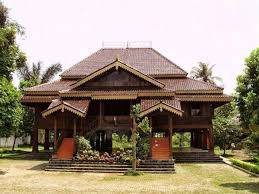 Demikian artikel mengenai salah satu rumah adat di indonesia yang memiliki arsitektur unik. Fakta Rumah Adat Lampung Lengkap Nama Dan Gambar