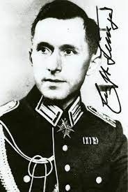 In storms of steel) is the memoir of german officer ernst jünger's experiences on the western front during the first world war. Lemo Biografie Biografie Ernst Junger