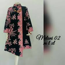 Tapi tahu kah kamu jika batik tidak hanya berasal dari daerah ciri khas batik papua adalah mengkombinasikan warna yang cerah dengan motif etnik papua yang asimetris. Tunik Batik Asimetris Model Terbaru Dan Termurah 2020 Lazada Indonesia